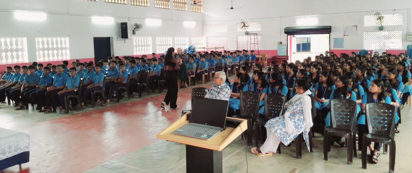 Students listening to the career talk